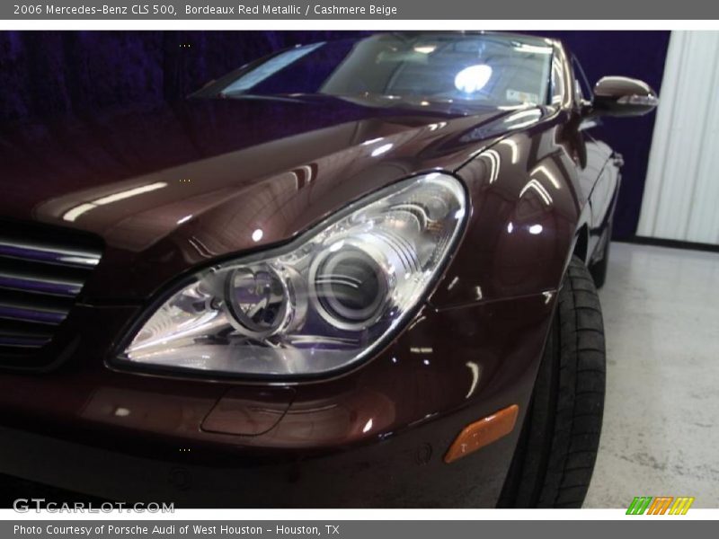 Bordeaux Red Metallic / Cashmere Beige 2006 Mercedes-Benz CLS 500