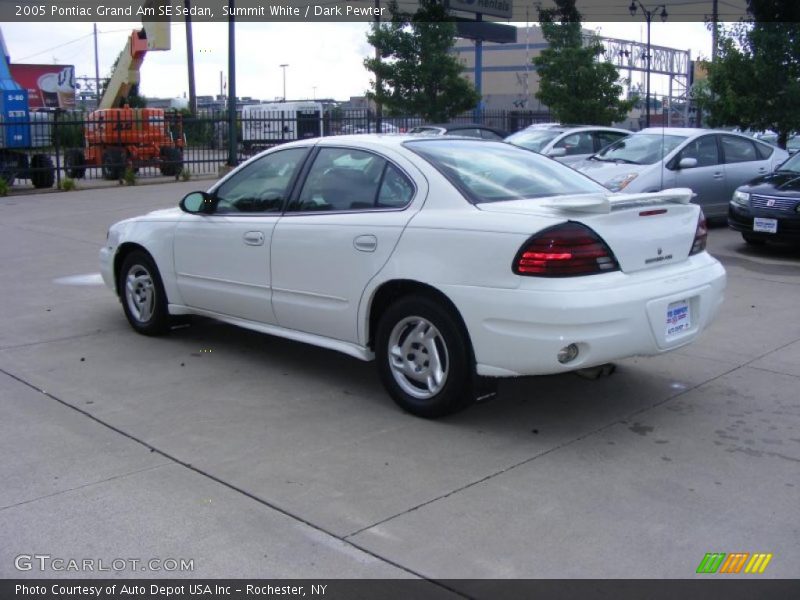 Summit White / Dark Pewter 2005 Pontiac Grand Am SE Sedan