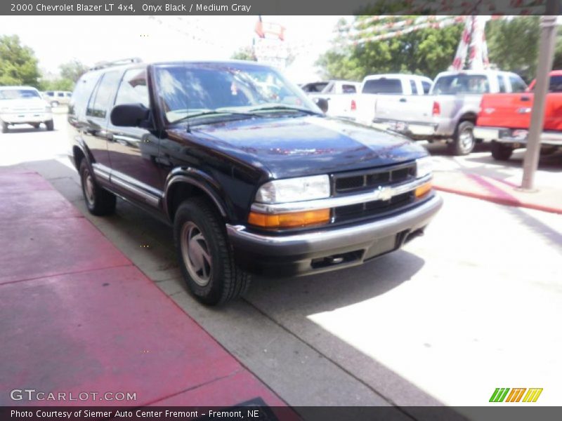 Onyx Black / Medium Gray 2000 Chevrolet Blazer LT 4x4