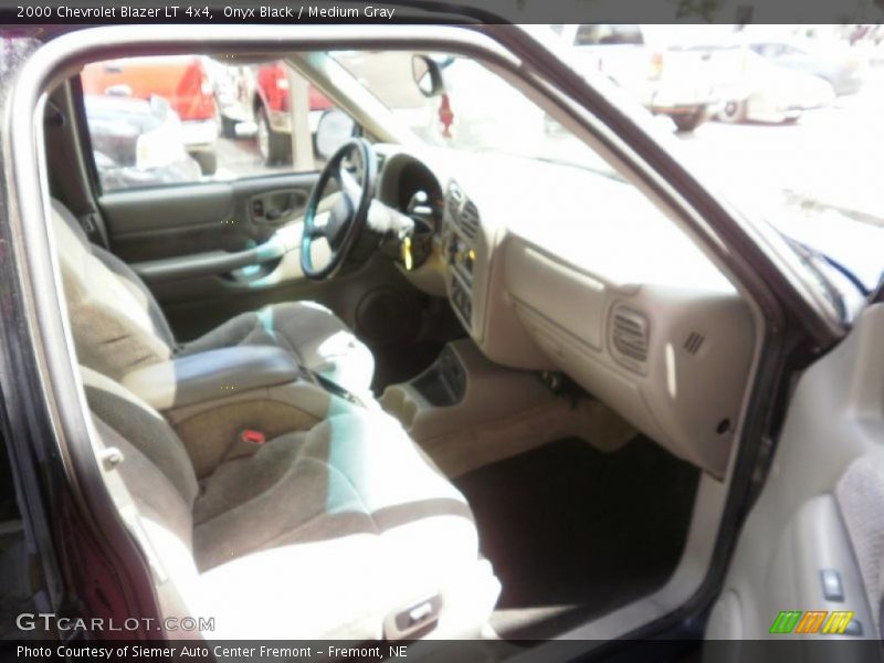 Onyx Black / Medium Gray 2000 Chevrolet Blazer LT 4x4