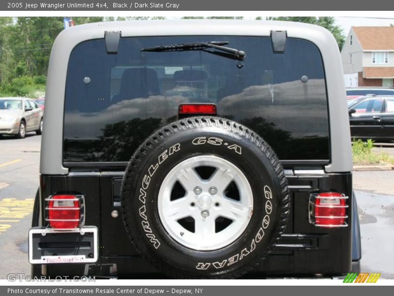 Black / Dark Slate Gray 2005 Jeep Wrangler Unlimited 4x4