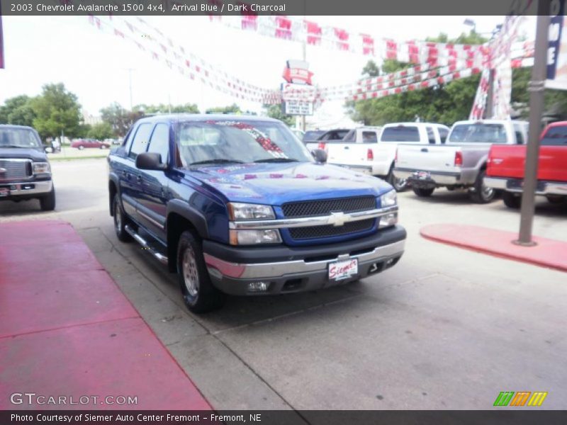 Arrival Blue / Dark Charcoal 2003 Chevrolet Avalanche 1500 4x4