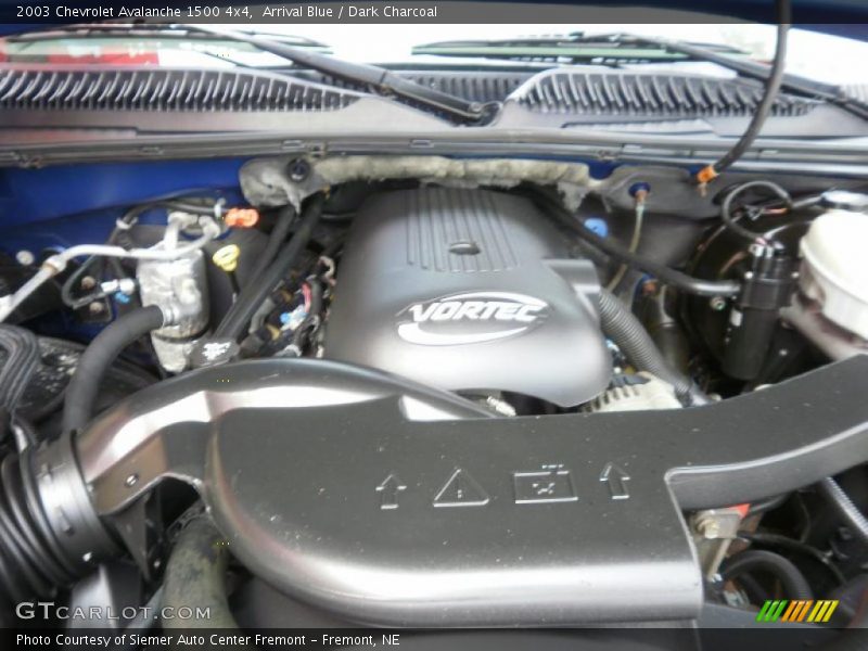 Arrival Blue / Dark Charcoal 2003 Chevrolet Avalanche 1500 4x4