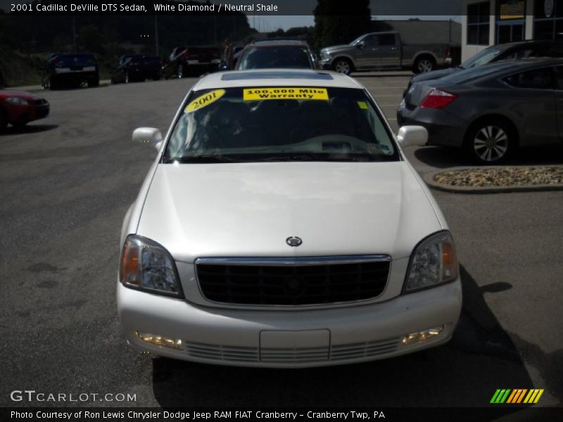 White Diamond / Neutral Shale 2001 Cadillac DeVille DTS Sedan