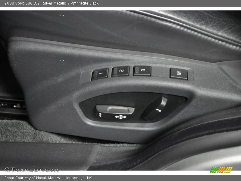 Silver Metallic / Anthracite Black 2008 Volvo S80 3.2