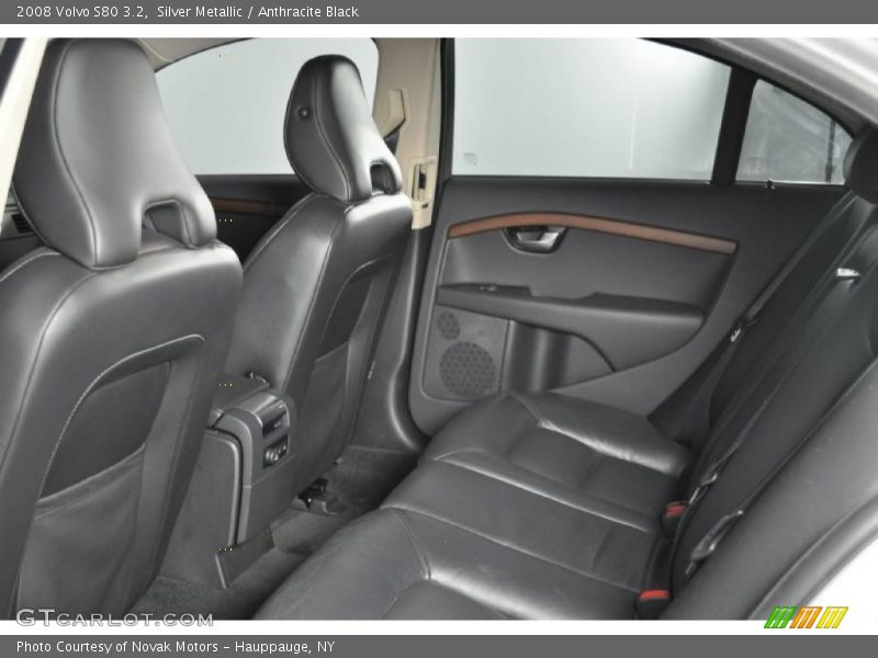 Silver Metallic / Anthracite Black 2008 Volvo S80 3.2