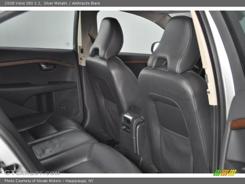 Silver Metallic / Anthracite Black 2008 Volvo S80 3.2