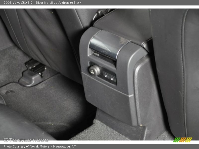 Silver Metallic / Anthracite Black 2008 Volvo S80 3.2