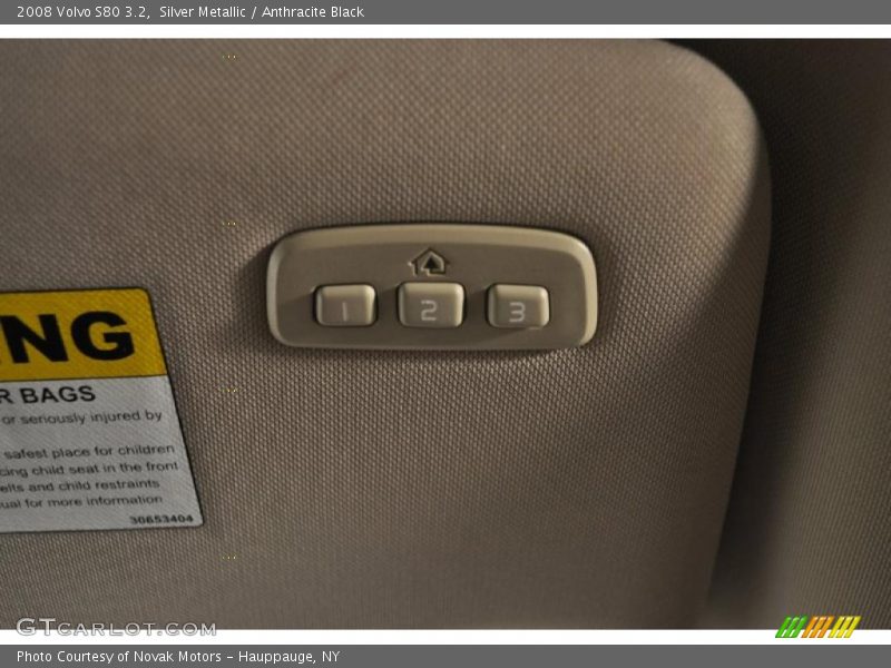 Silver Metallic / Anthracite Black 2008 Volvo S80 3.2