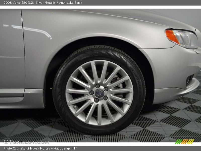 Silver Metallic / Anthracite Black 2008 Volvo S80 3.2