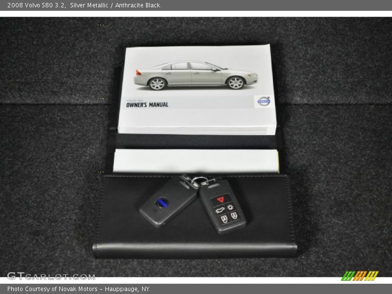 Silver Metallic / Anthracite Black 2008 Volvo S80 3.2