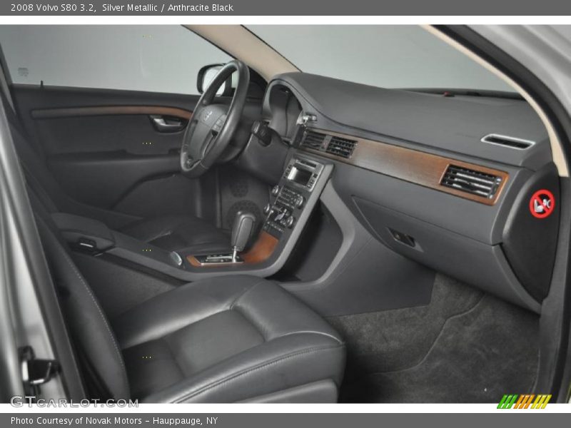 Silver Metallic / Anthracite Black 2008 Volvo S80 3.2