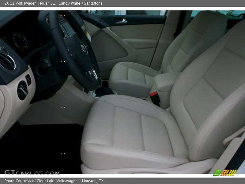 Candy White / Sandstone 2011 Volkswagen Tiguan SE