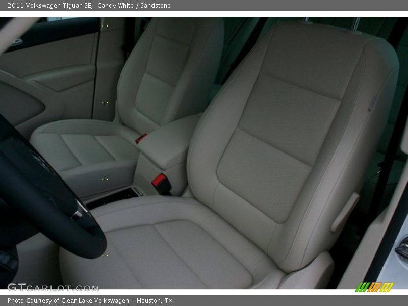 Candy White / Sandstone 2011 Volkswagen Tiguan SE