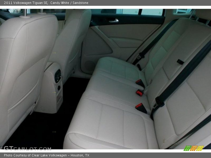 Candy White / Sandstone 2011 Volkswagen Tiguan SE