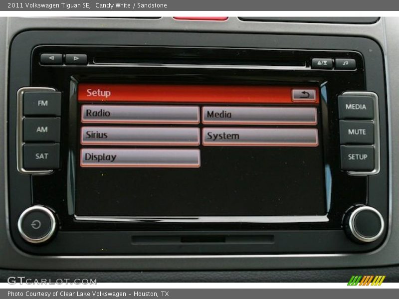 Candy White / Sandstone 2011 Volkswagen Tiguan SE