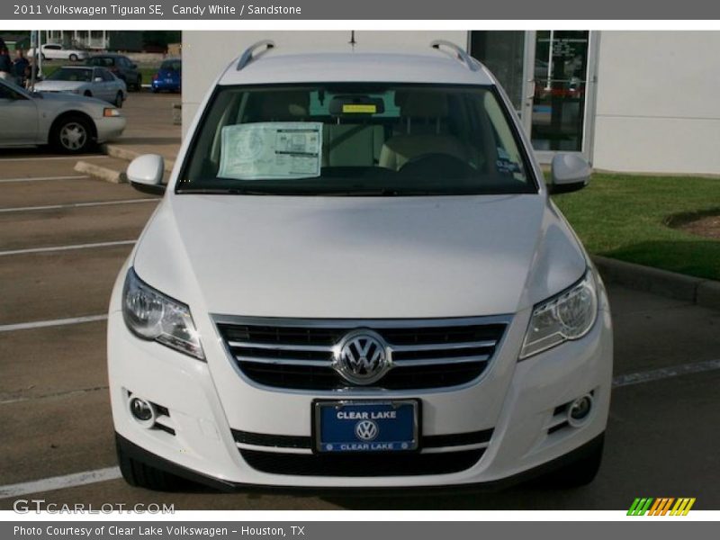 Candy White / Sandstone 2011 Volkswagen Tiguan SE