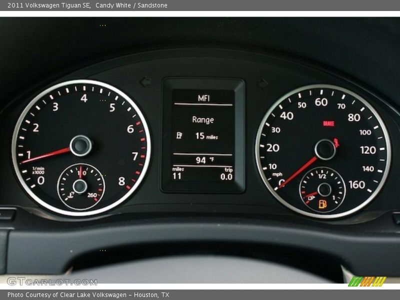 Candy White / Sandstone 2011 Volkswagen Tiguan SE