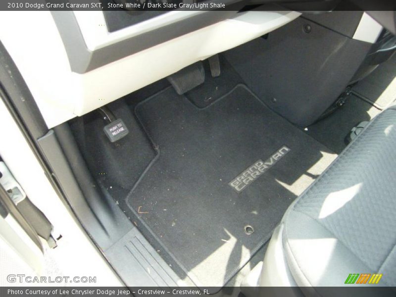 Stone White / Dark Slate Gray/Light Shale 2010 Dodge Grand Caravan SXT