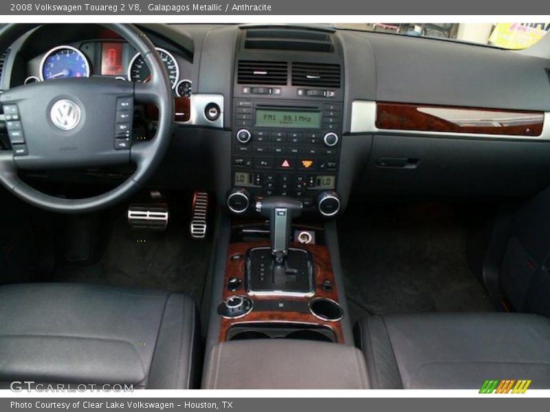 Galapagos Metallic / Anthracite 2008 Volkswagen Touareg 2 V8