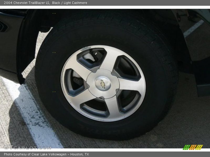 Black / Light Cashmere 2004 Chevrolet TrailBlazer LS