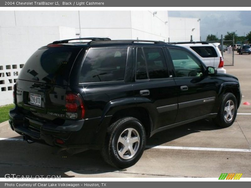 Black / Light Cashmere 2004 Chevrolet TrailBlazer LS