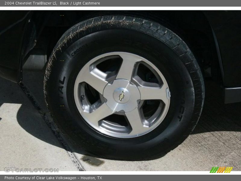 Black / Light Cashmere 2004 Chevrolet TrailBlazer LS