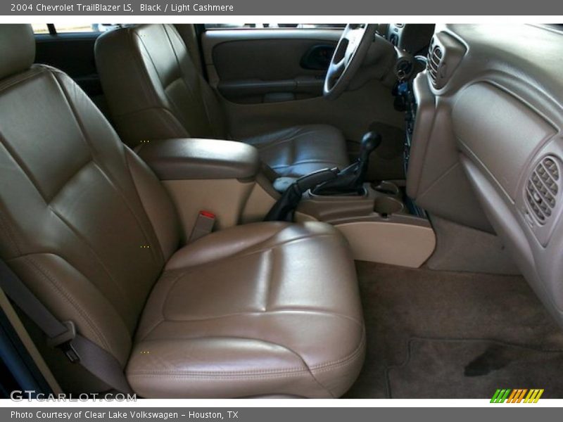 Black / Light Cashmere 2004 Chevrolet TrailBlazer LS
