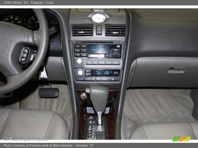 Titanium / Gray 2000 Infiniti I 30