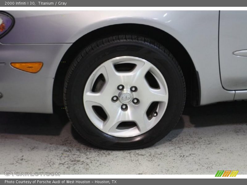 Titanium / Gray 2000 Infiniti I 30