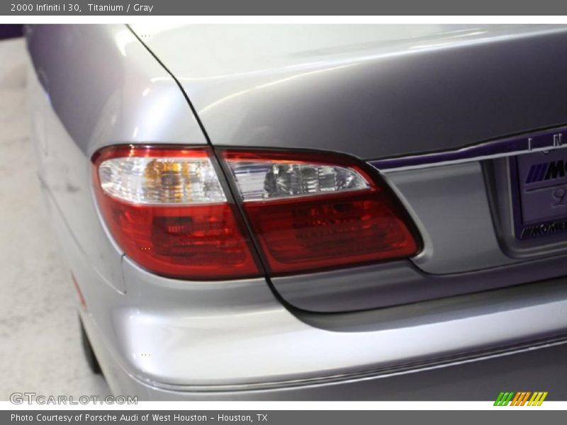 Titanium / Gray 2000 Infiniti I 30