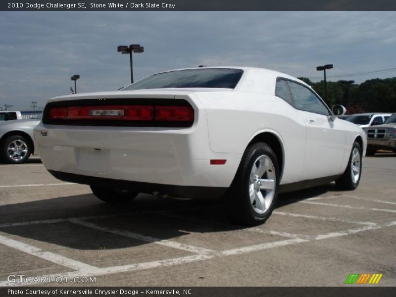 Stone White / Dark Slate Gray 2010 Dodge Challenger SE