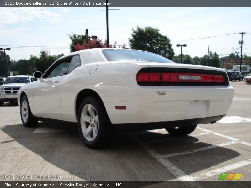 Stone White / Dark Slate Gray 2010 Dodge Challenger SE