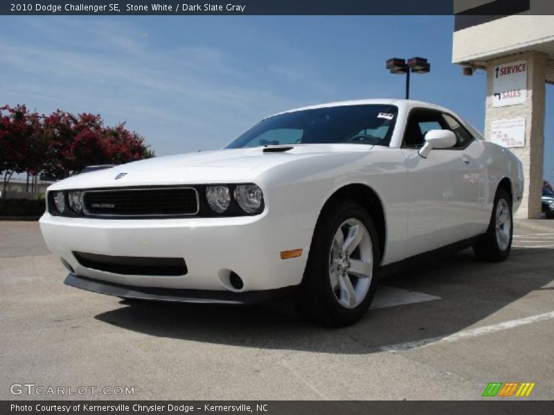 Stone White / Dark Slate Gray 2010 Dodge Challenger SE