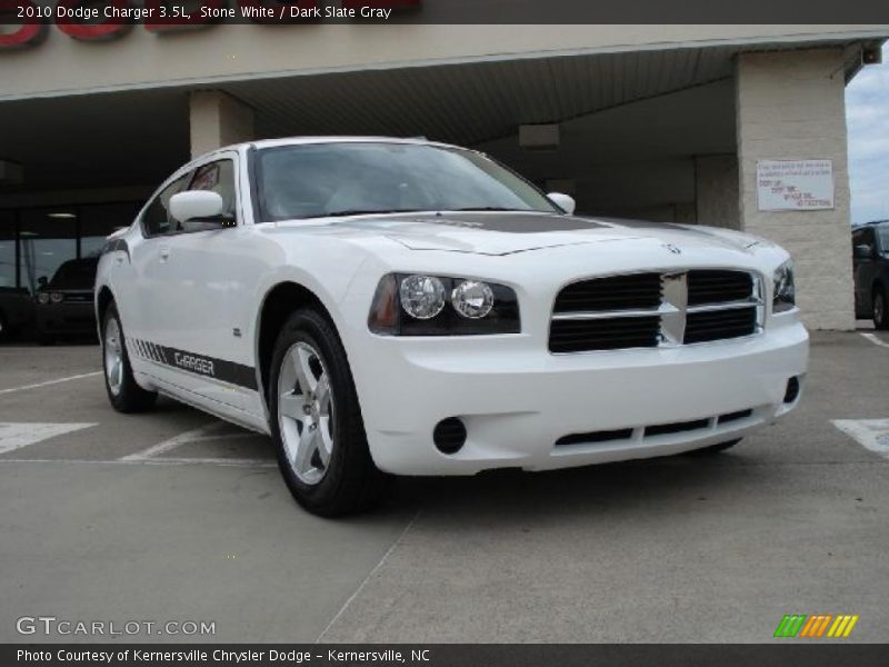 Stone White / Dark Slate Gray 2010 Dodge Charger 3.5L