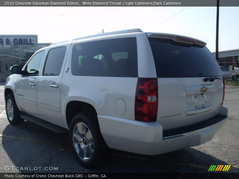 White Diamond Tricoat / Light Cashmere/Dark Cashmere 2010 Chevrolet Suburban Diamond Edition