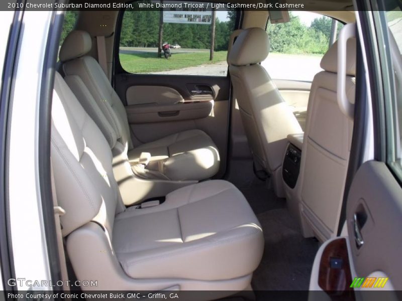 White Diamond Tricoat / Light Cashmere/Dark Cashmere 2010 Chevrolet Suburban Diamond Edition