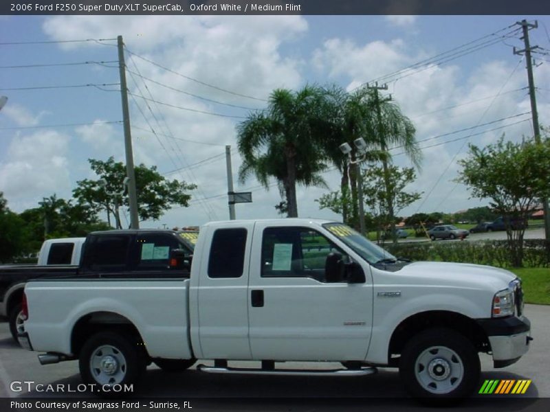 Oxford White / Medium Flint 2006 Ford F250 Super Duty XLT SuperCab