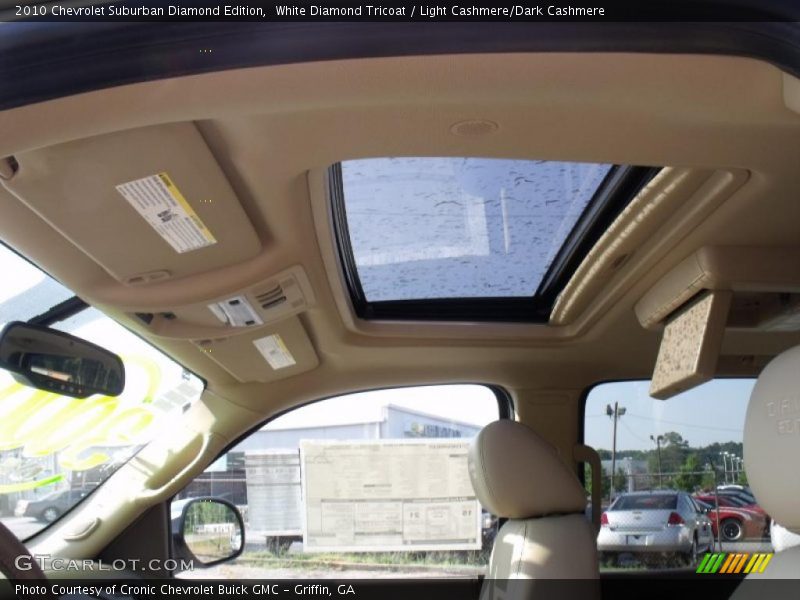 White Diamond Tricoat / Light Cashmere/Dark Cashmere 2010 Chevrolet Suburban Diamond Edition