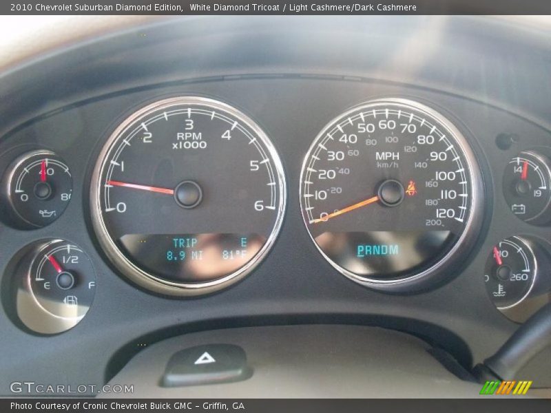 White Diamond Tricoat / Light Cashmere/Dark Cashmere 2010 Chevrolet Suburban Diamond Edition