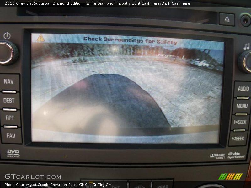 White Diamond Tricoat / Light Cashmere/Dark Cashmere 2010 Chevrolet Suburban Diamond Edition