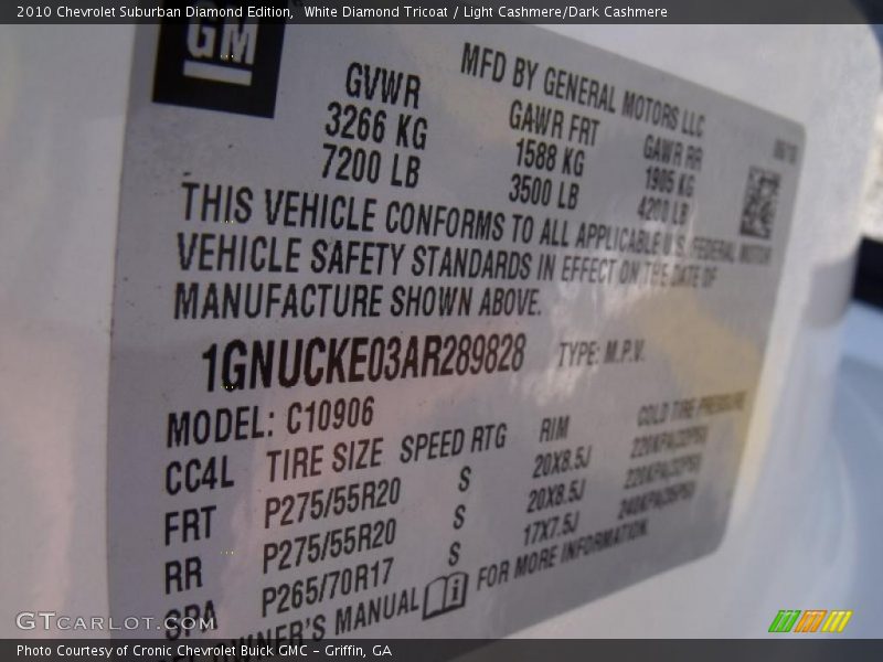 White Diamond Tricoat / Light Cashmere/Dark Cashmere 2010 Chevrolet Suburban Diamond Edition