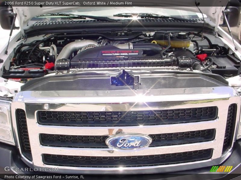 Oxford White / Medium Flint 2006 Ford F250 Super Duty XLT SuperCab