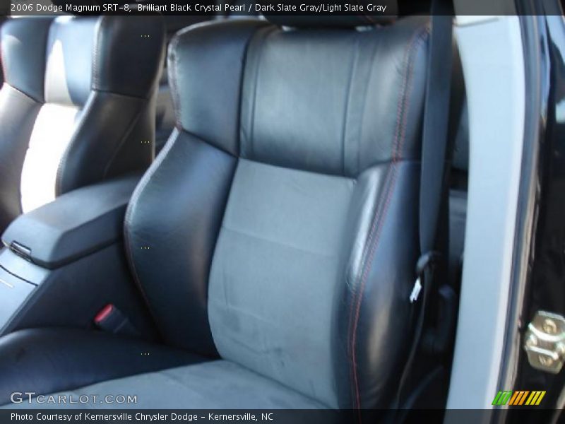 Brilliant Black Crystal Pearl / Dark Slate Gray/Light Slate Gray 2006 Dodge Magnum SRT-8