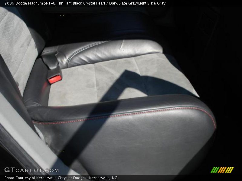Brilliant Black Crystal Pearl / Dark Slate Gray/Light Slate Gray 2006 Dodge Magnum SRT-8