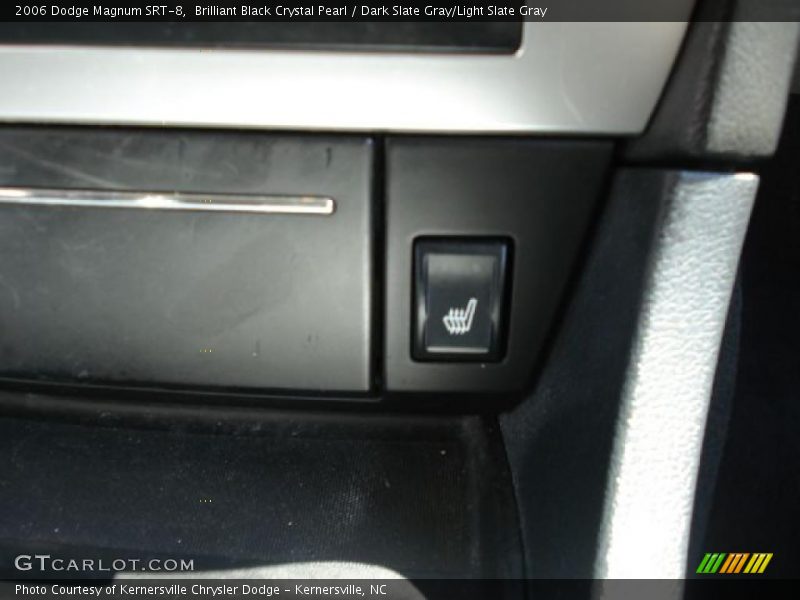 Brilliant Black Crystal Pearl / Dark Slate Gray/Light Slate Gray 2006 Dodge Magnum SRT-8
