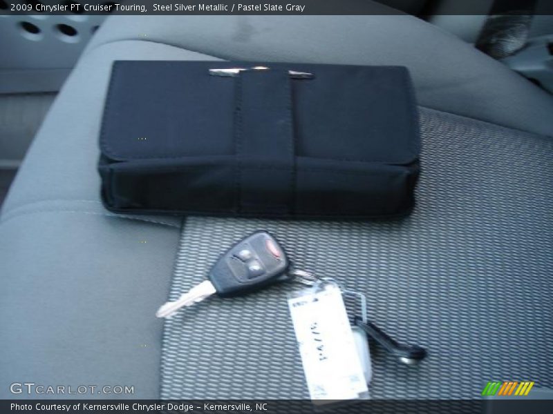 Steel Silver Metallic / Pastel Slate Gray 2009 Chrysler PT Cruiser Touring