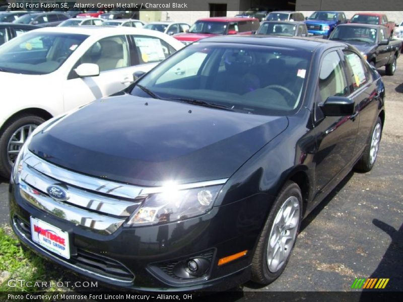 Atlantis Green Metallic / Charcoal Black 2010 Ford Fusion SE
