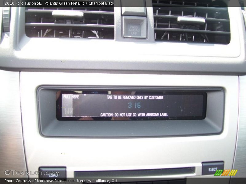 Atlantis Green Metallic / Charcoal Black 2010 Ford Fusion SE