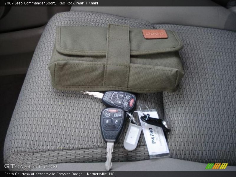 Red Rock Pearl / Khaki 2007 Jeep Commander Sport